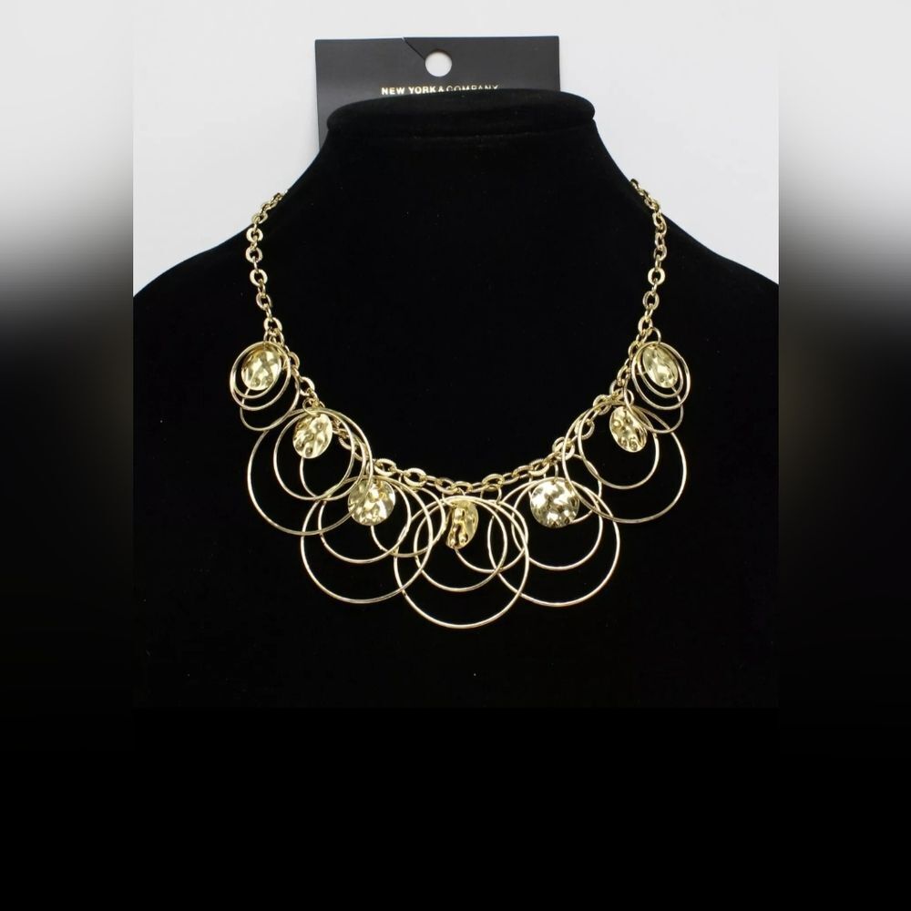 Gold Link Necklace with Hammered Discs by New York & Co. NWT 18"